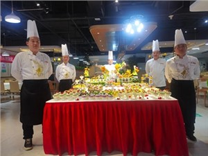 “食”力保障，華逸府圓滿(mǎn)完成中南大學(xué)湘雅三醫(yī)院大型活動(dòng)供餐服務(wù)